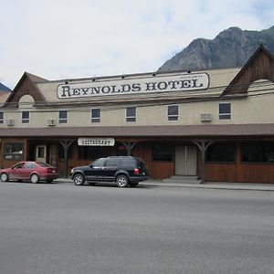 Reynolds Hotel